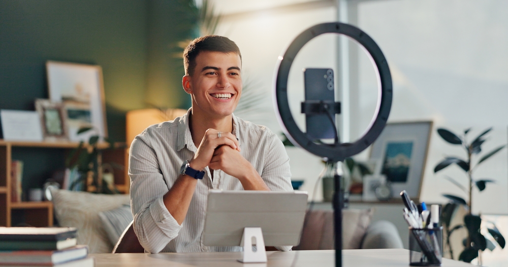 Influencer gruenden 2026 lieber Firmen als nur Deals anzunehmen