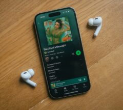 Spotify kennzeichnet KI-Künstler: So erkennst du künftig AI Personas